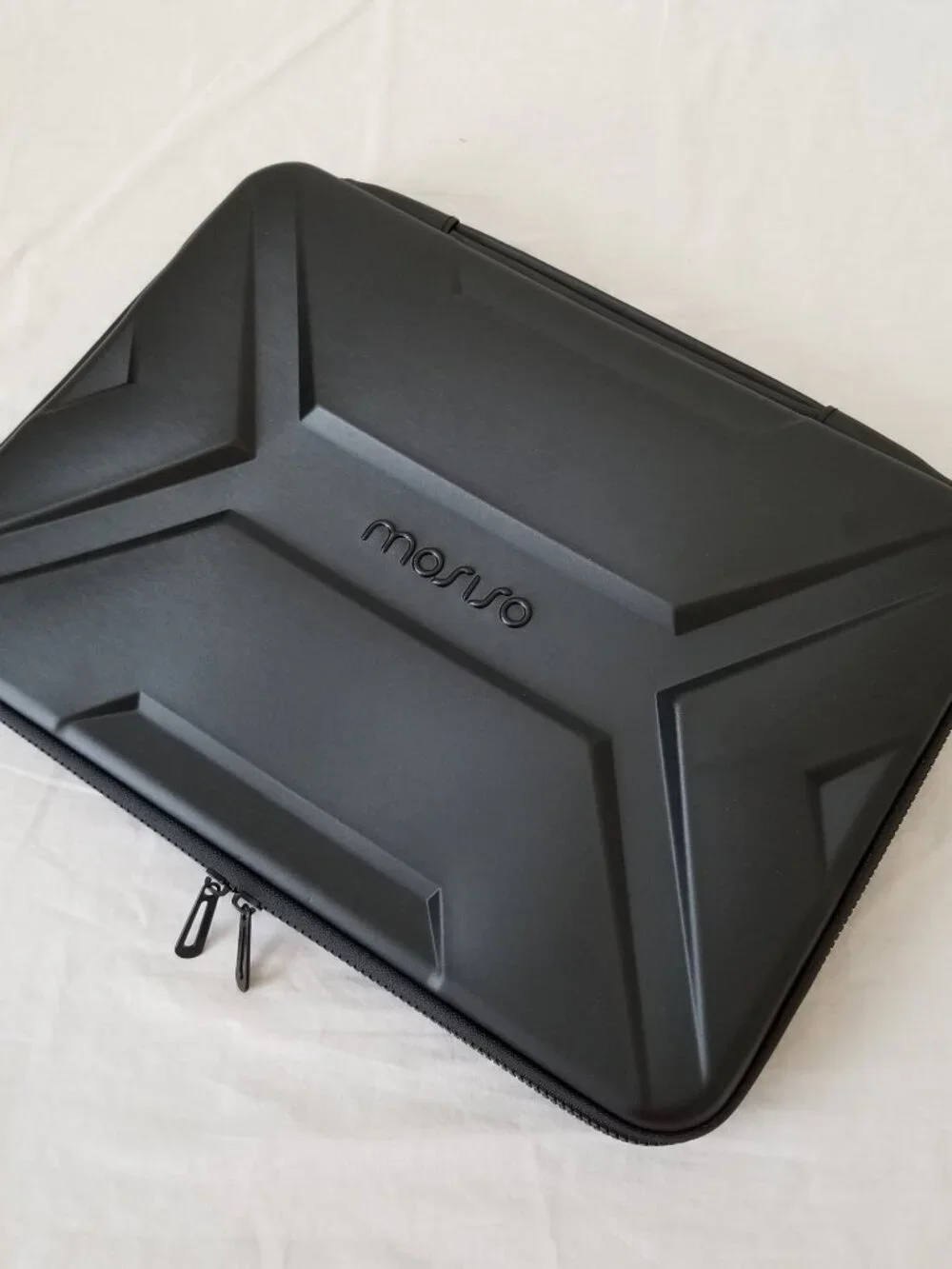 New in Box! Mosiso Rigid Shell Waterproof Laptop Computer Carrying Case w/Handle
